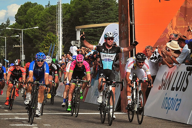 Mark Cavendish wins stage 7